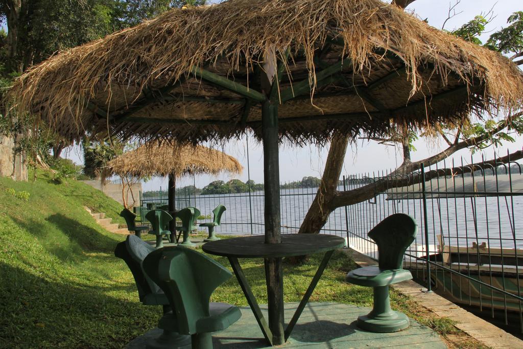 Lake Wind Hotel Tissamaharama Exteriér fotografie